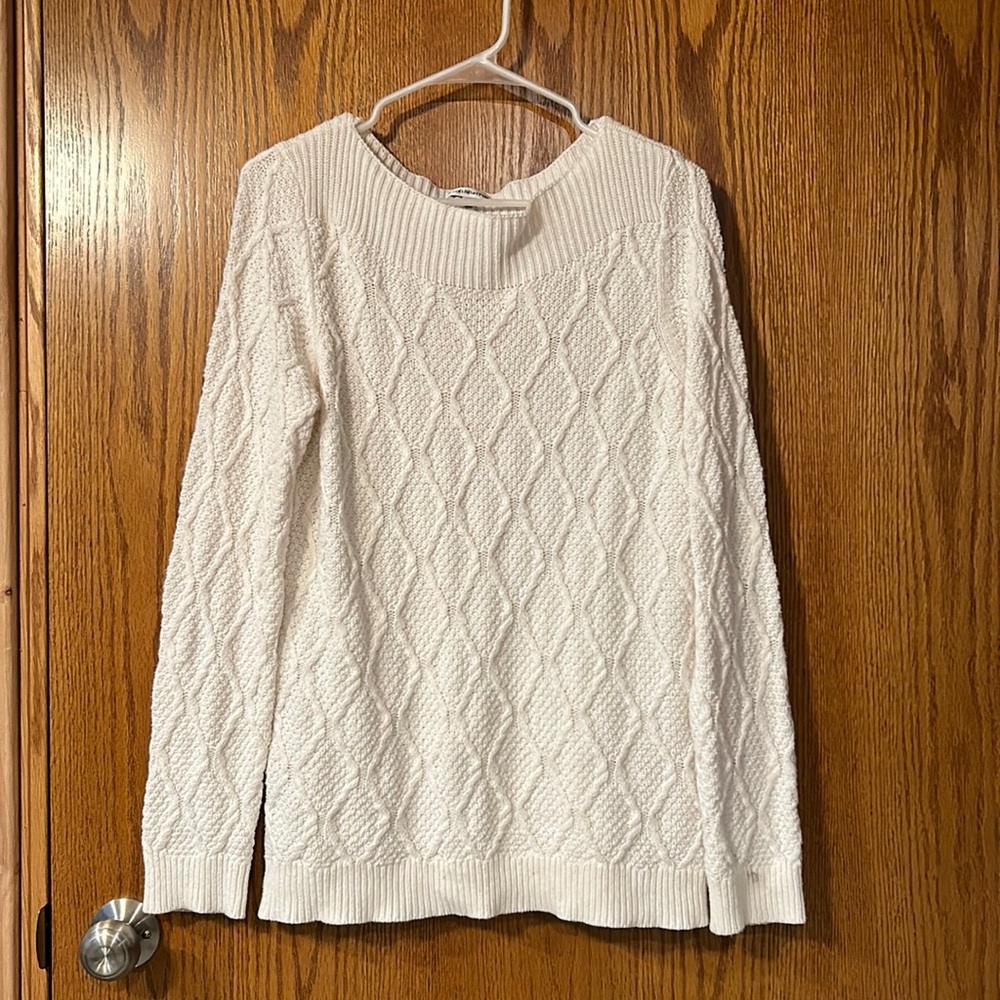 White sweatershirt